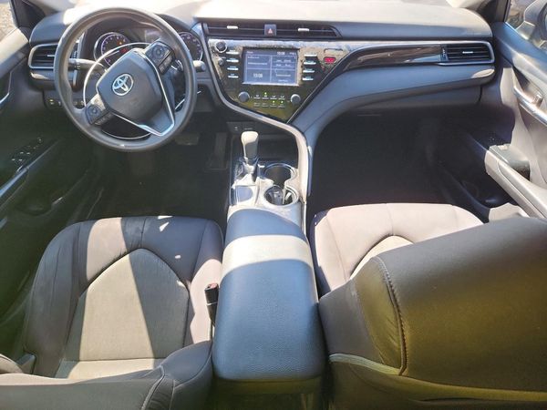 2019 TOYOTA CAMRY