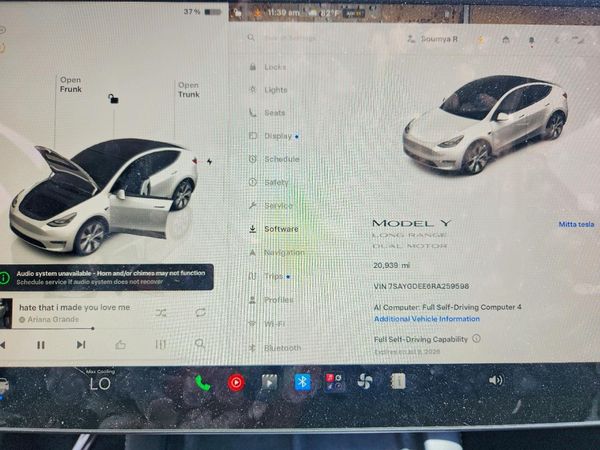 2024 TESLA MODEL Y