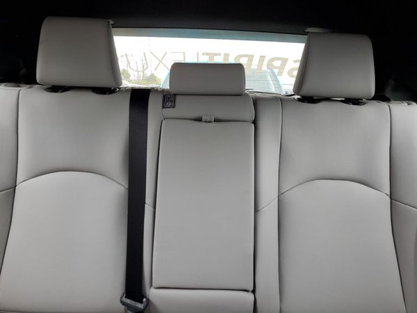 2024 LEXUS UX 250h Premium