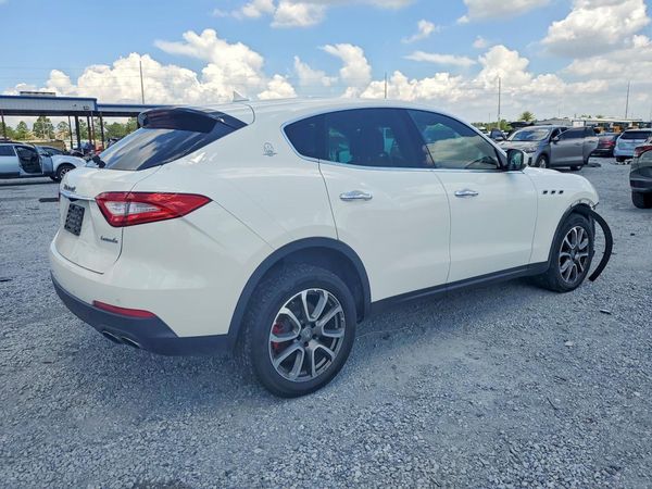 2018 MASERATI LEVANTE