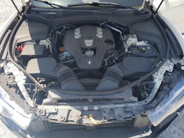 2018 MASERATI LEVANTE