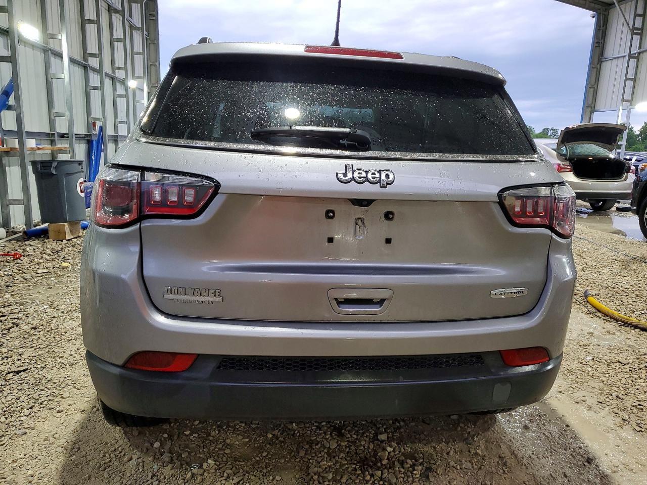 2018 JEEP COMPASS LATITUDE 4X2
