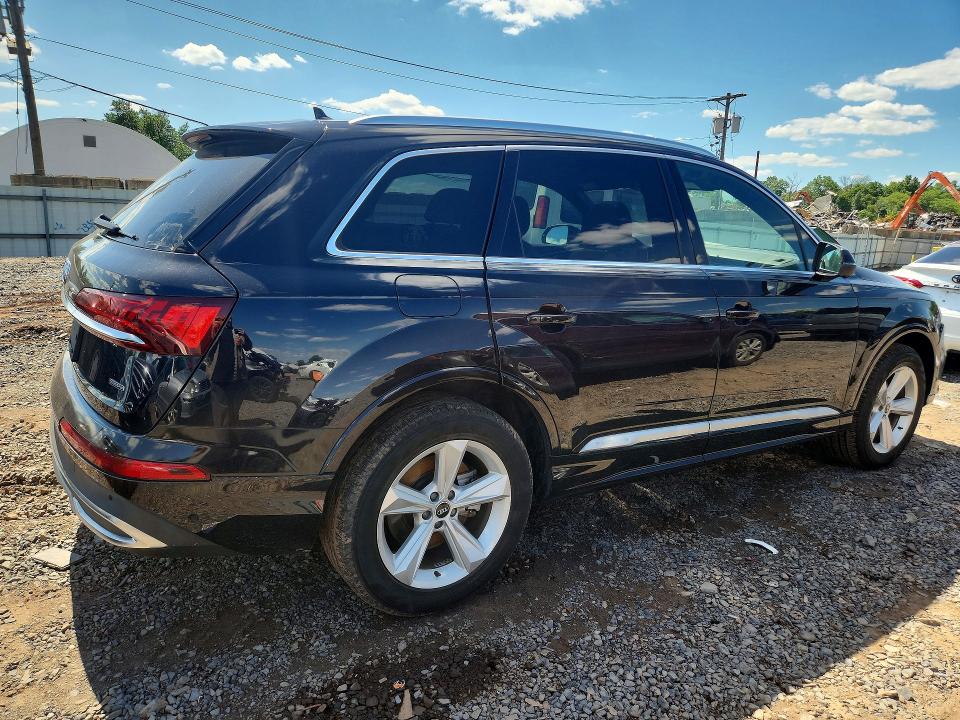 2021 AUDI Q7 quattro Premium