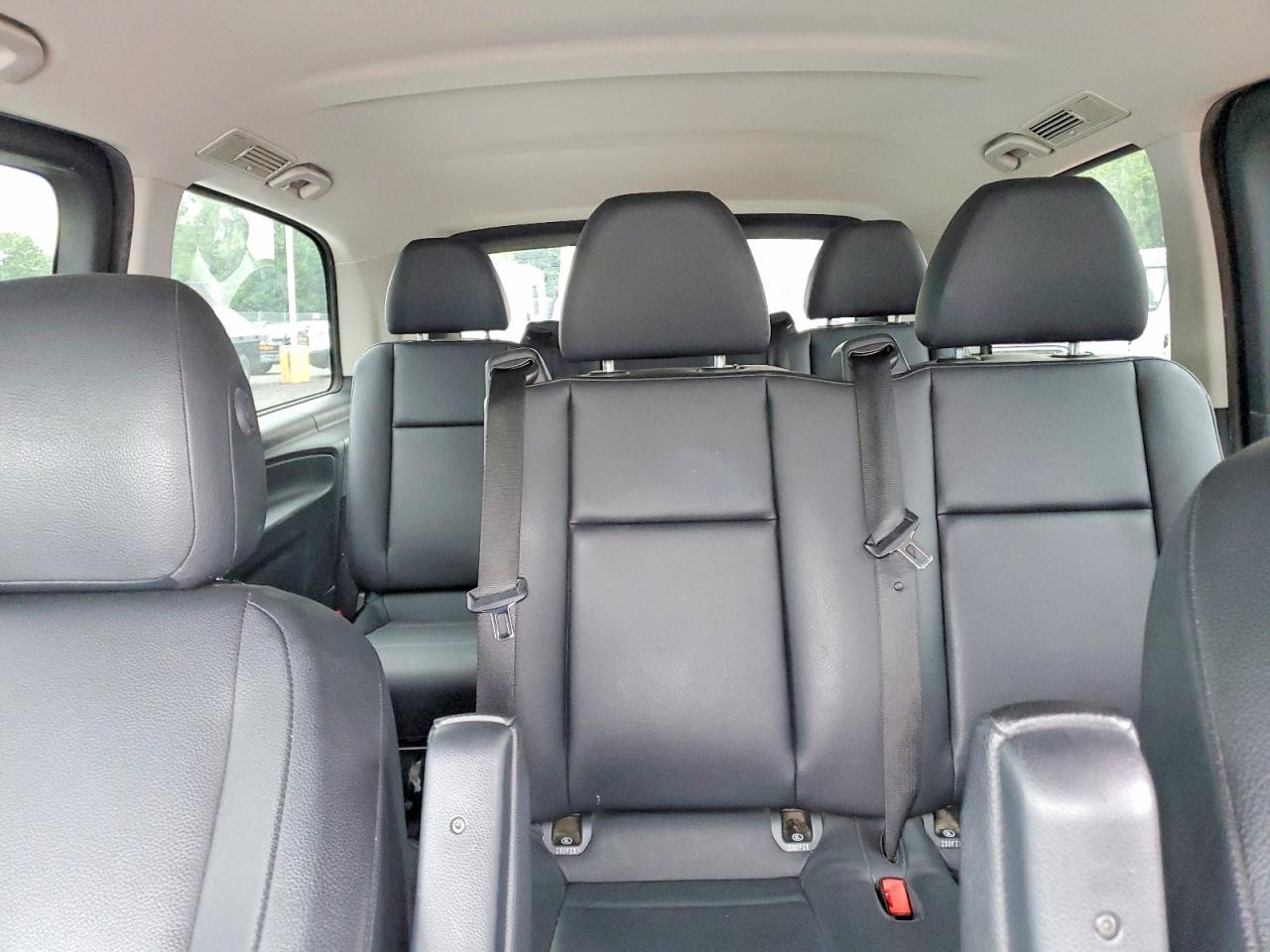 2016 MERCEDES-BENZ METRIS