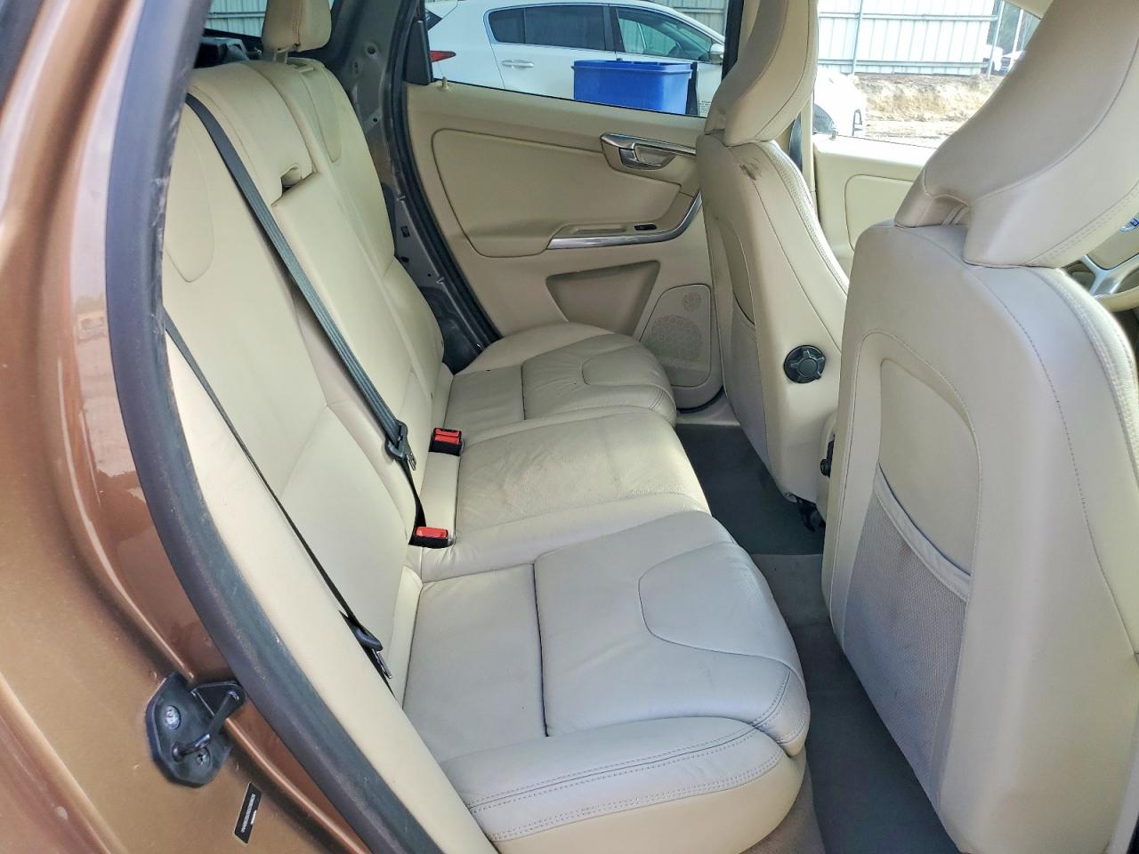 2013 VOLVO XC60