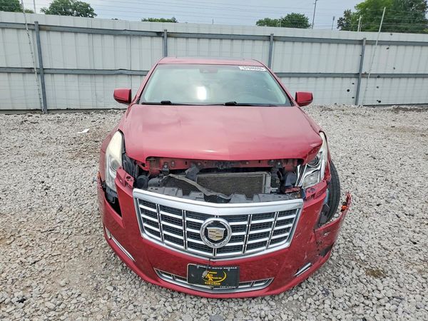 2013 CADILLAC XTS