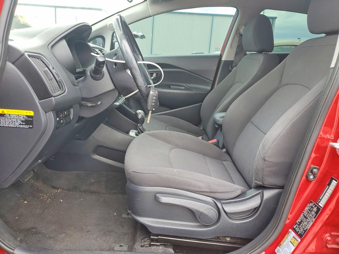 2017 KIA RIO 5-DOOR EX / SX