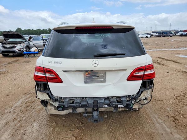 2015 MERCEDES-BENZ ML