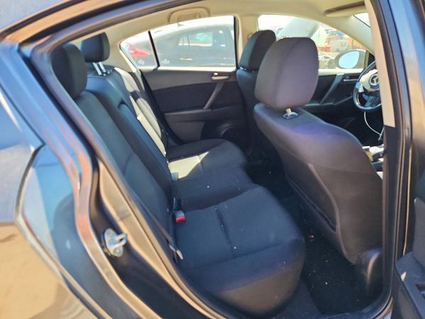 2012 MAZDA 3 Touring/GS