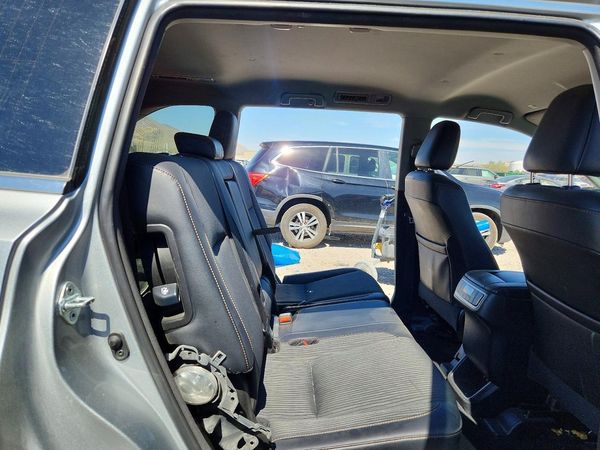 2018 TOYOTA HIGHLANDER LE/LE Plus