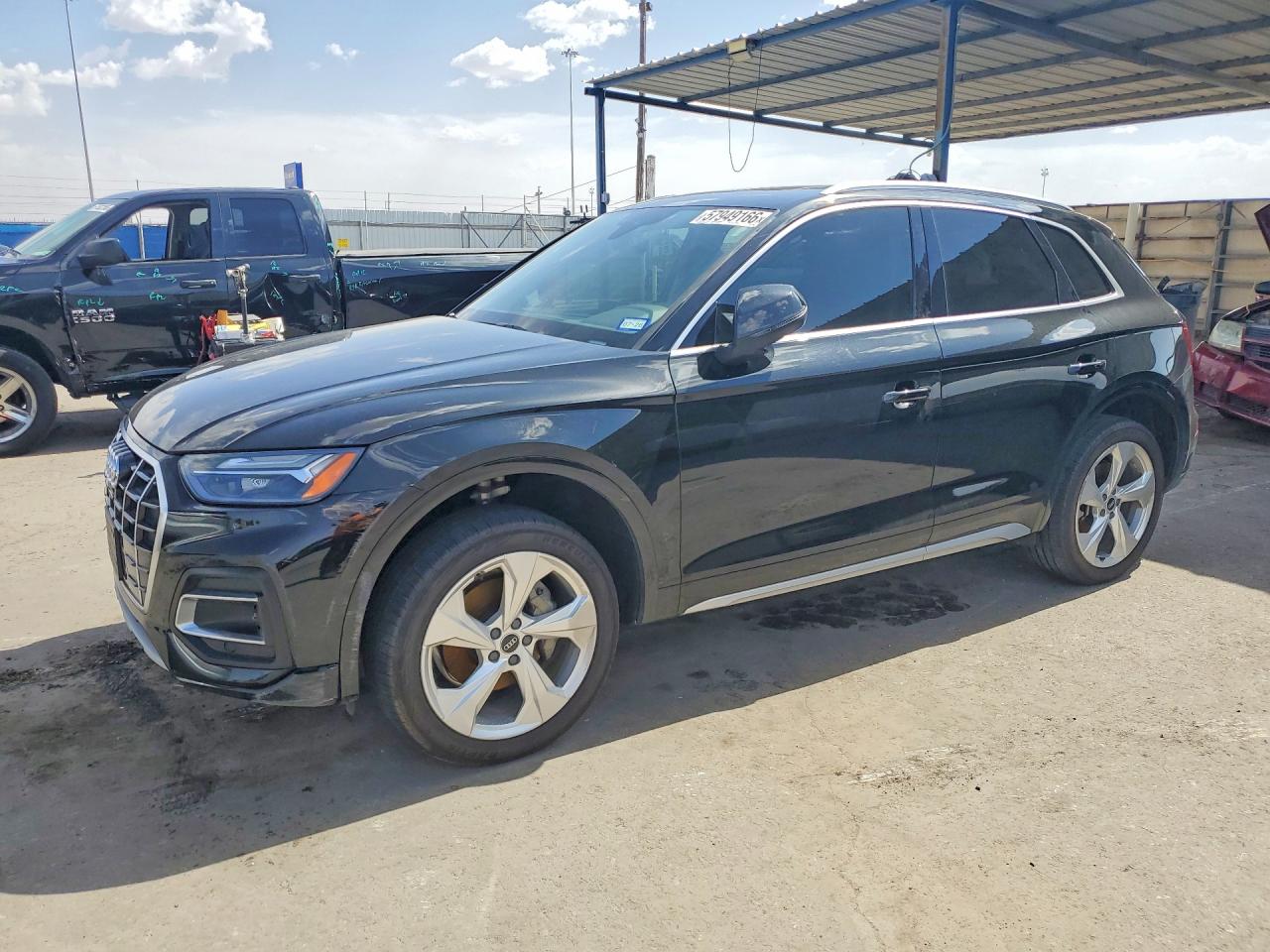 2021 AUDI Q5 quattro Premium Plus