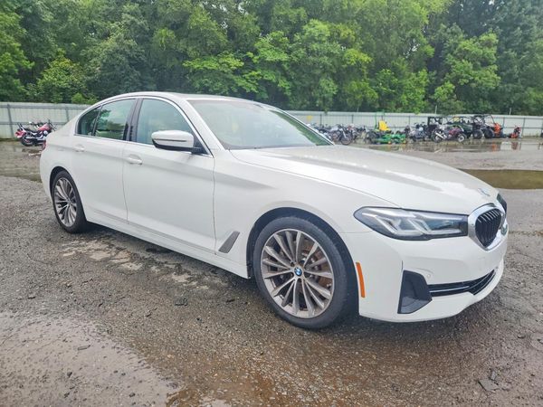 2022 BMW 530
