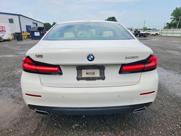 2022 BMW 530