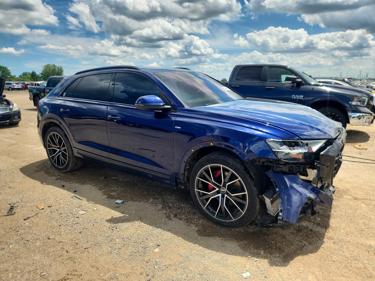 2022 AUDI Q8 S Line quattro Prestige