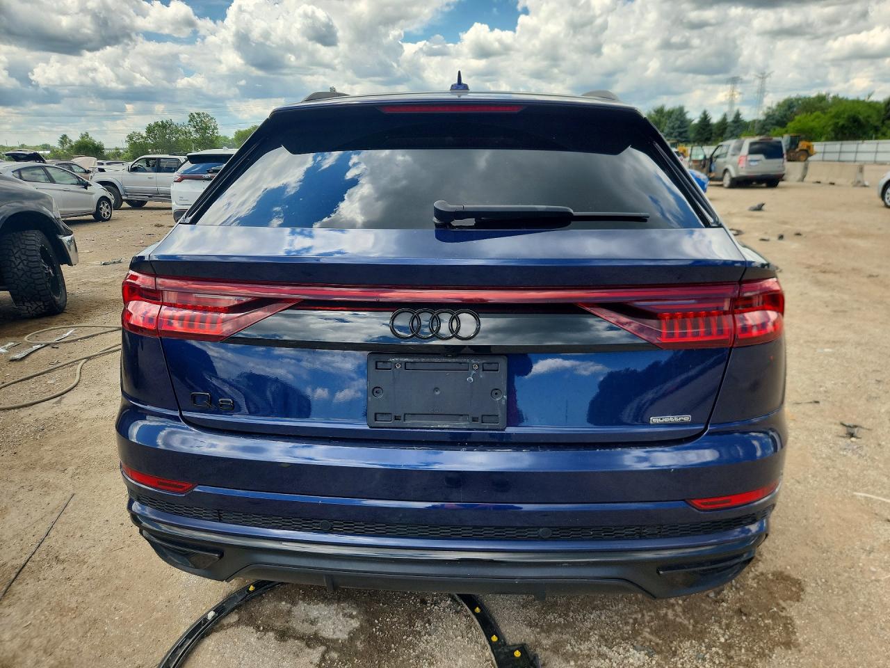 2022 AUDI Q8 S Line quattro Prestige