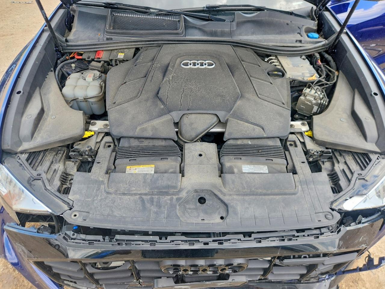 2022 AUDI Q8 S Line quattro Prestige