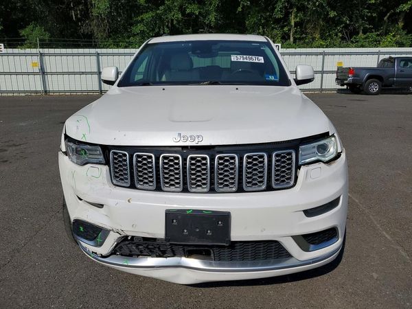 2017 JEEP GRAND CHEROKEE Summit