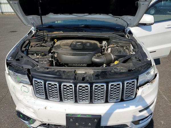 2017 JEEP GRAND CHEROKEE Summit