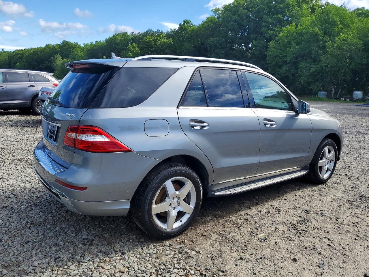 2014 MERCEDES-BENZ ML ML550 4-MATIC