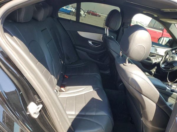 2018 MERCEDES-BENZ C C300