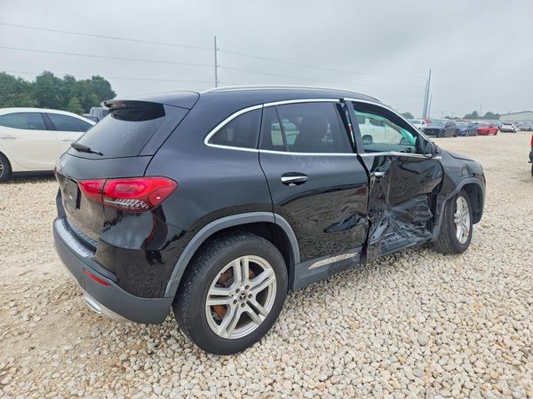 2021 MERCEDES-BENZ GLA GLA250-4M