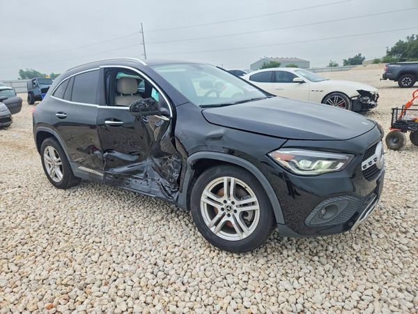 2021 MERCEDES-BENZ GLA GLA250-4M