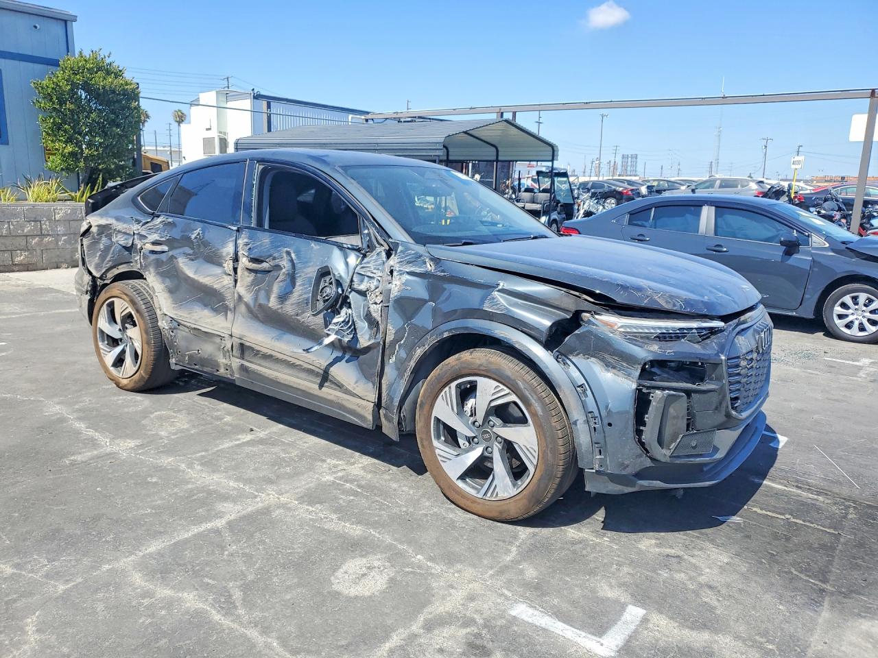 2025 AUDI Q6 E-TRON