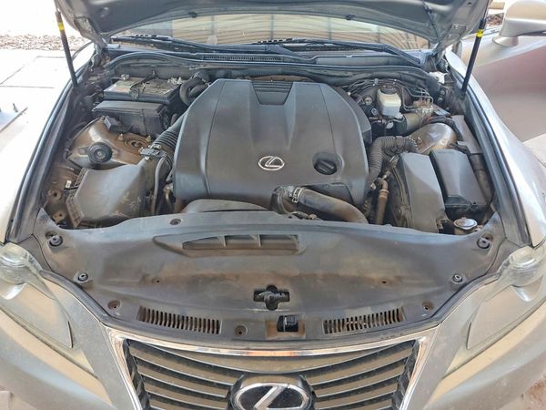 2015 LEXUS IS 250
