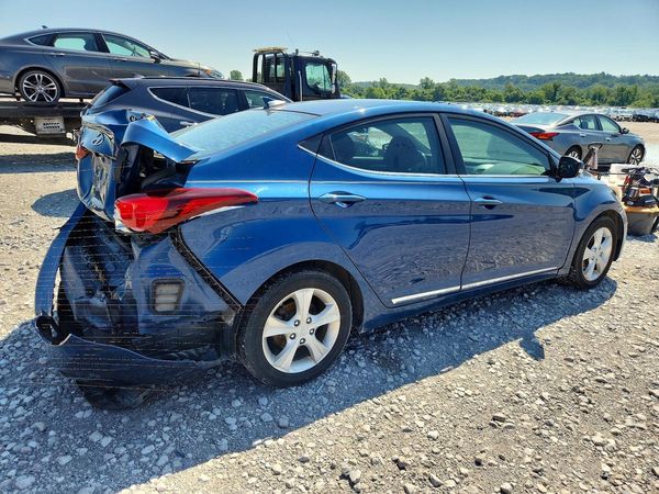 2016 HYUNDAI ELANTRA