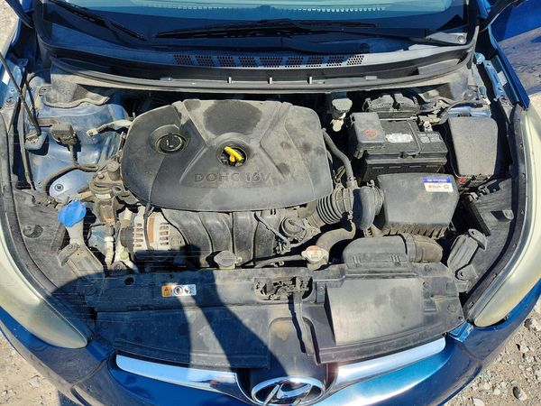 2016 HYUNDAI ELANTRA