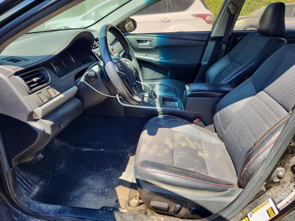 2015 TOYOTA CAMRY