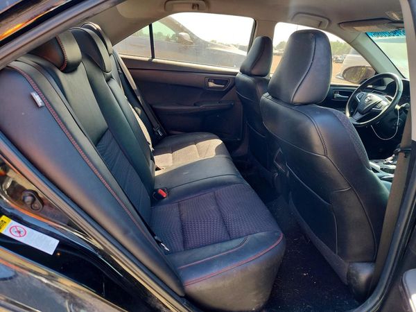 2015 TOYOTA CAMRY