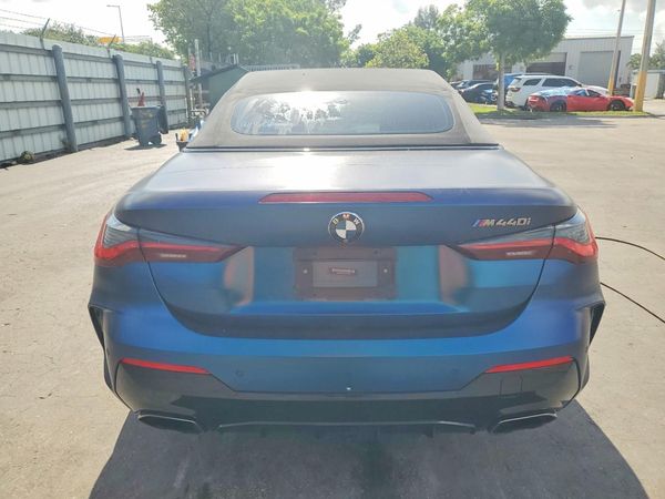 2021 BMW M440I