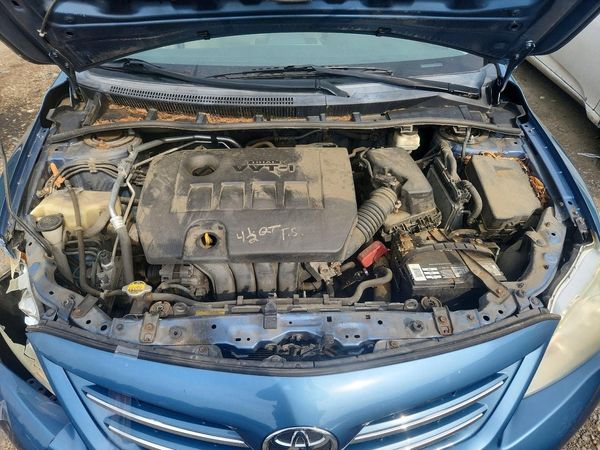 2013 TOYOTA COROLLA