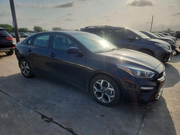 2021 KIA FORTE FE, LXS