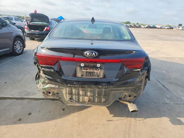 2021 KIA FORTE FE, LXS