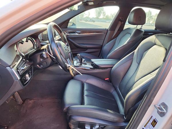 2018 BMW 530E