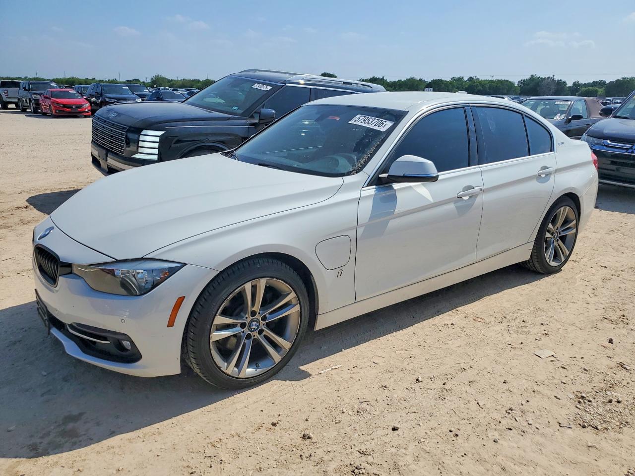 2017 BMW 3 SERIES — Front 3/4
