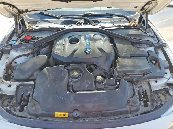 2017 BMW 3 SERIES — Engine bay