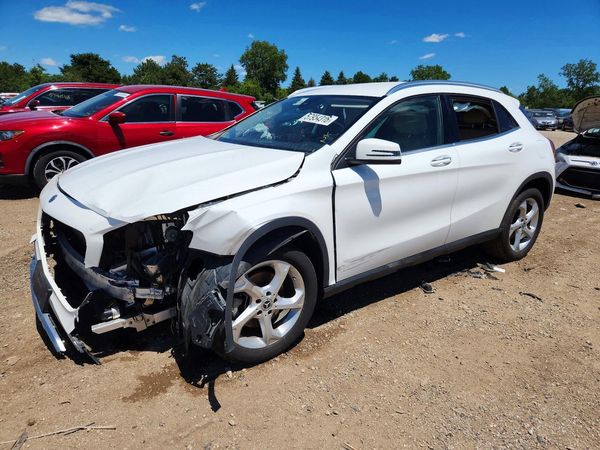 2020 MERCEDES-BENZ GLA GLA250-4M