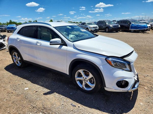 2020 MERCEDES-BENZ GLA GLA250-4M