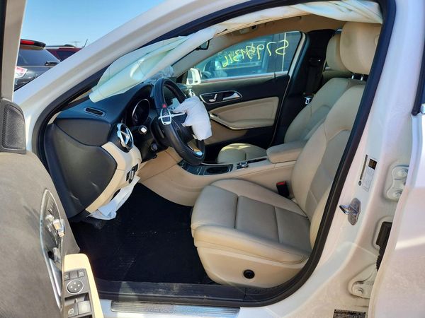 2020 MERCEDES-BENZ GLA GLA250-4M