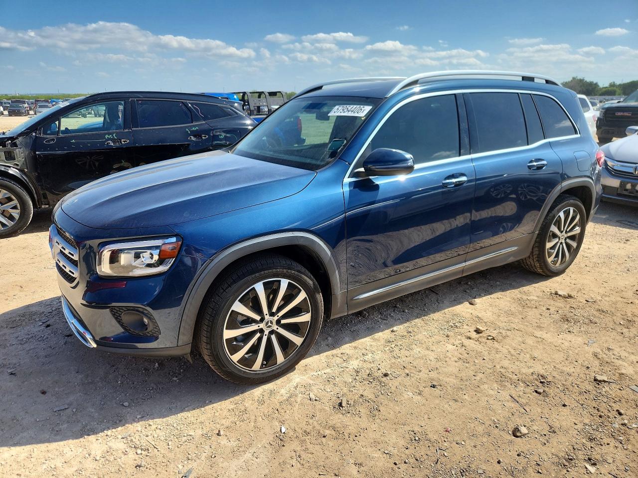 2022 MERCEDES-BENZ GLB GLB250