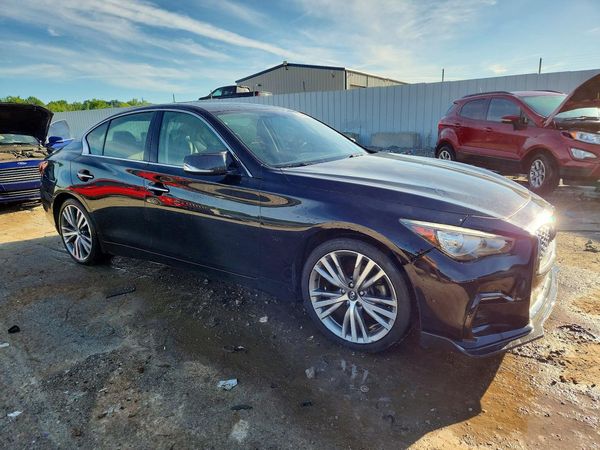 2018 INFINITI Q50