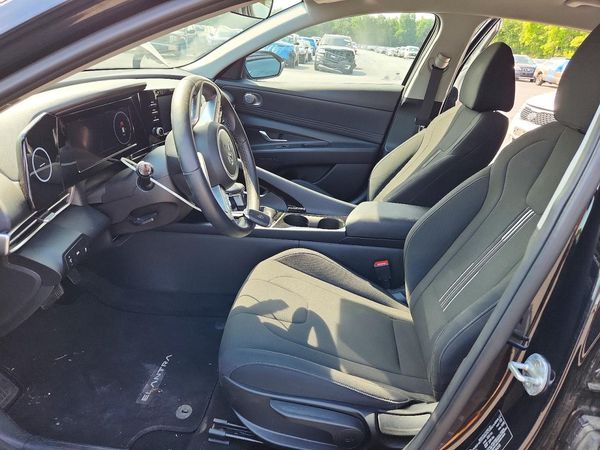 2022 HYUNDAI ELANTRA SEL w/Convenience Pkg