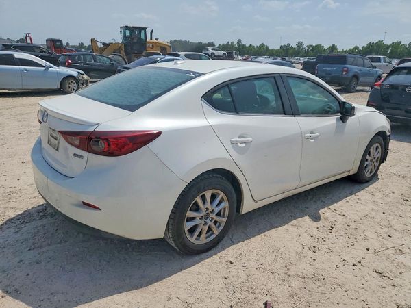 2016 MAZDA 3