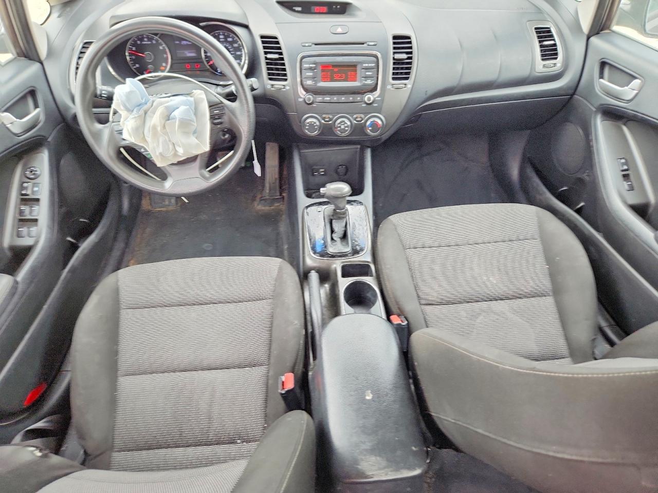 2017 KIA FORTE LX Base