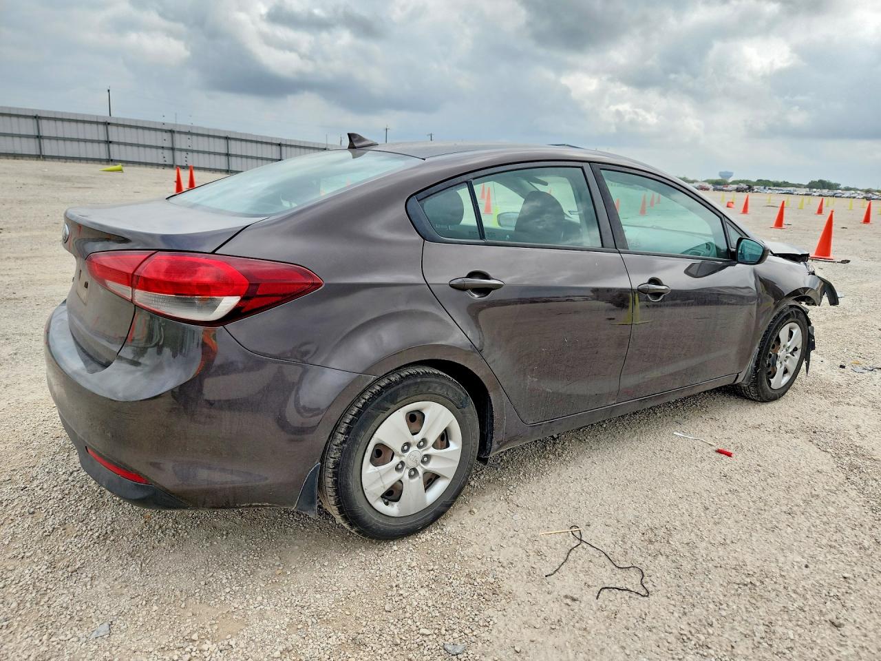 2017 KIA FORTE LX Base