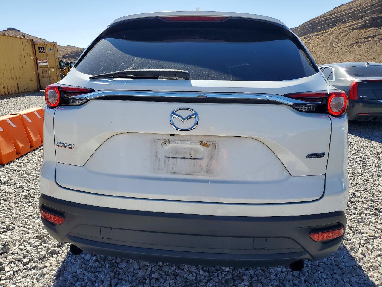 2016 MAZDA CX-9