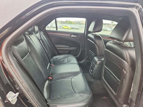 2014 CHRYSLER 300
